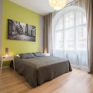 apartamenty-old-town.poznan-hotels.com/