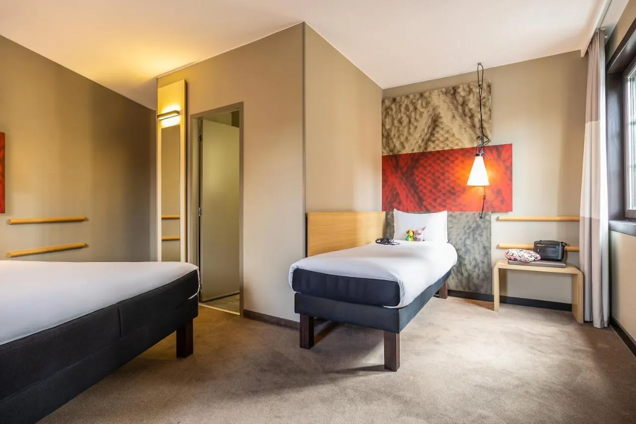 Ibis Hotel Brussels Off Grand'Place 3*,  Belçika
