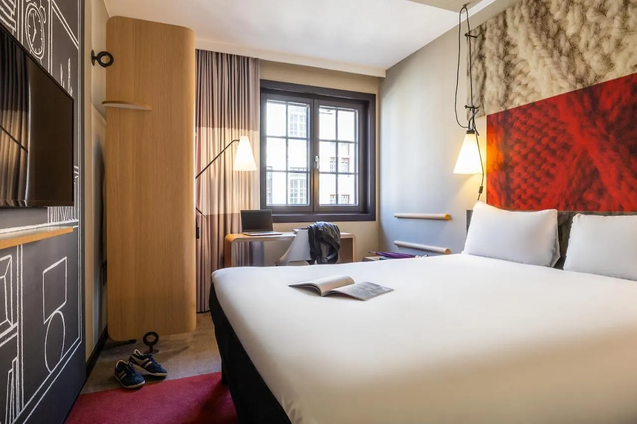 Ibis Hotel Brussels Off Grand'Place 3*,